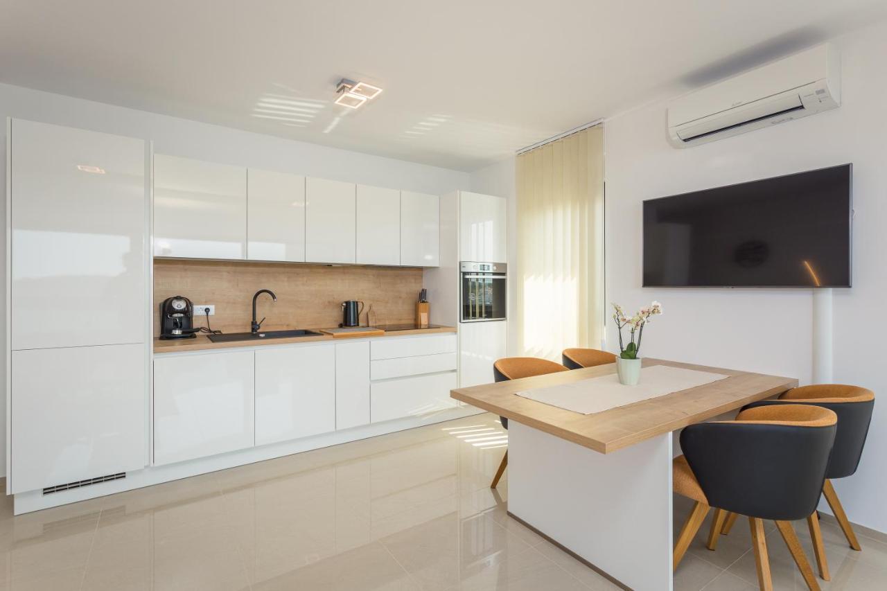 Apartament Luton Banjole Zewnętrze zdjęcie